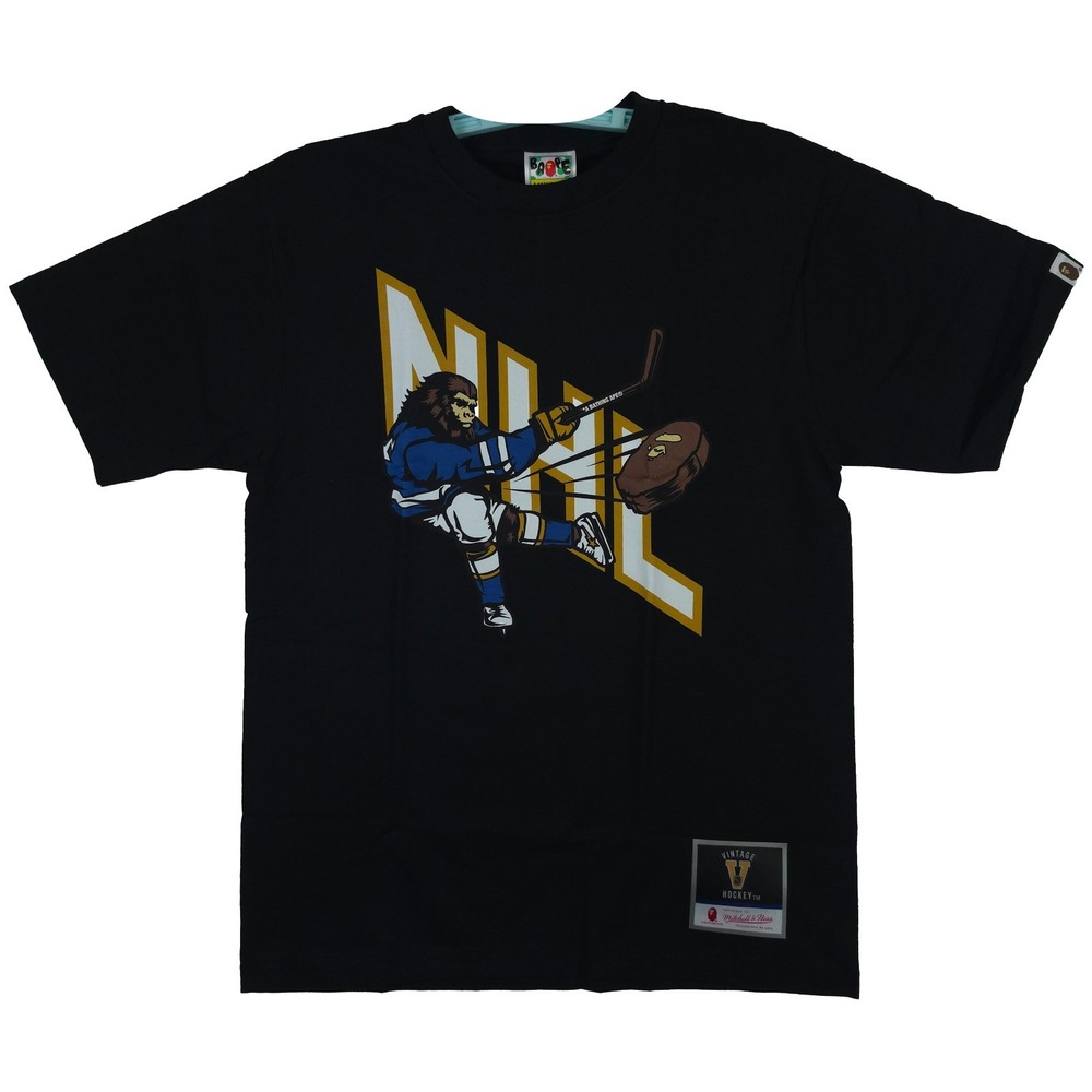 BAPE A Bathing Ape Mitchell & Ness NHL Shirt Medium Hockey Puck Shot Black NWT